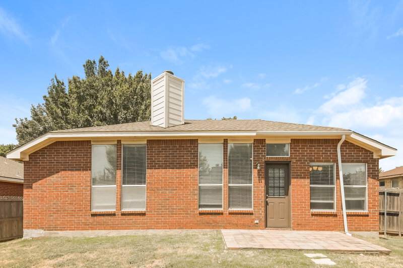 1,930/Mo, 2504 Castle Ridge Dr McKinney, TX 75071 Rear View
