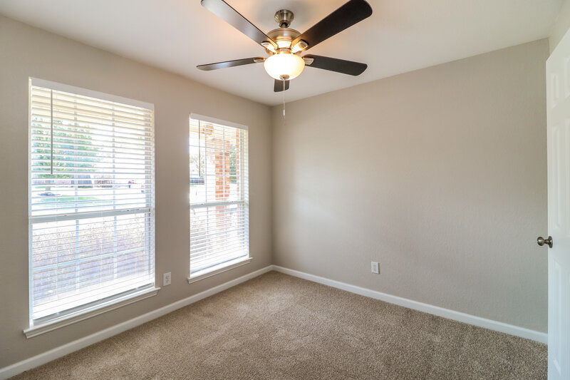 2,340/Mo, 612 Ridgehill Dr Burleson, TX 76028 Bedroom View 2
