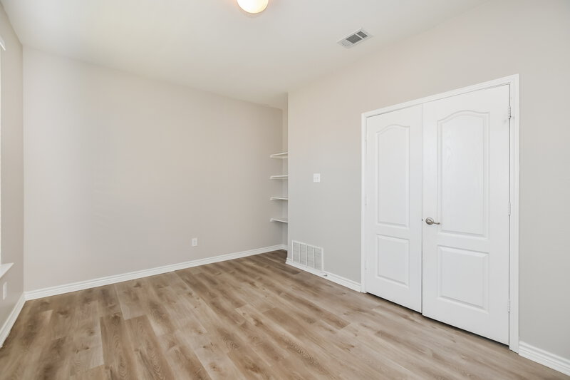 2,625/Mo, 1809 Sheffield Pl Fort Worth, TX 76112 Bedroom View 3