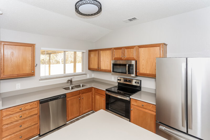 2,155/Mo, 312 Meadow St Saginaw, TX 76179 Kitchen View
