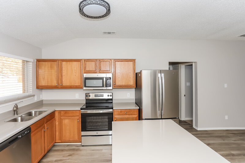 2,155/Mo, 312 Meadow St Saginaw, TX 76179 Kitchen View 2
