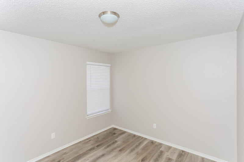 2,155/Mo, 312 Meadow St Saginaw, TX 76179 Bedroom View 3