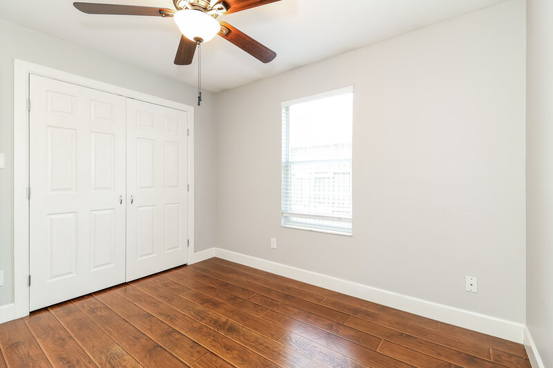 2,415/Mo, 802 Pangburn St Grand Prairie, TX 75051 Bedroom View 2