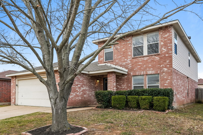 2,260/Mo, 8712 Cove Meadow Ln Fort Worth, TX 76123 Front View