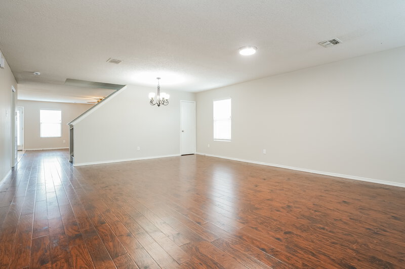 2,260/Mo, 8712 Cove Meadow Ln Fort Worth, TX 76123 Living Room View 3