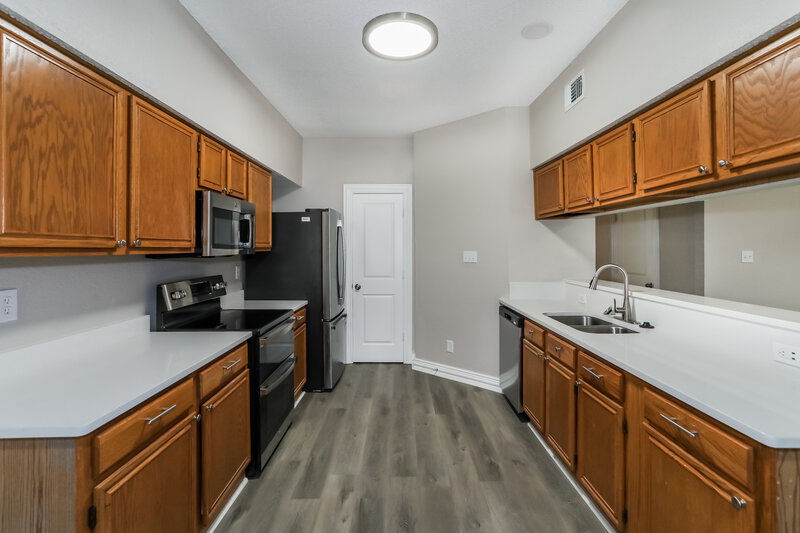 2,370/Mo, 4737 Waterway Dr N Fort Worth, TX 76137 Kitchen View