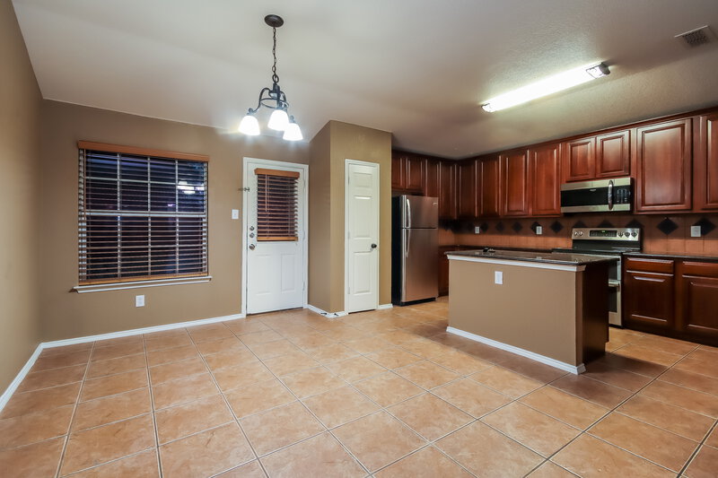 2,000/Mo, 2412 Castle Pines Dr Burleson, TX 76028 Breakfast Nook View