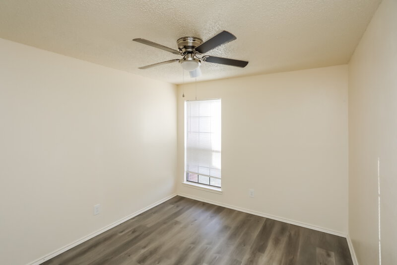 2,255/Mo, 916 Richards Dr Cedar Hill, TX 75104 Bedroom View