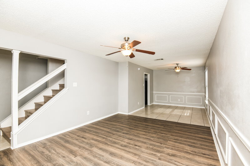 2,140/Mo, 6804 Brookdale Dr Watauga, TX 76148 Living Room View 2