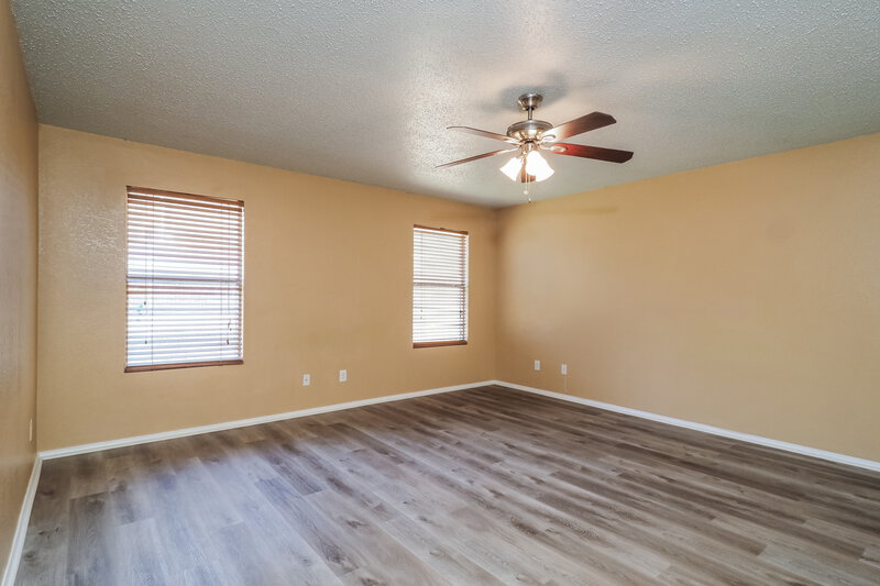 1,885/Mo, 5213 Bedfordshire Dr Fort Worth, TX 76135 Main Bedroom View