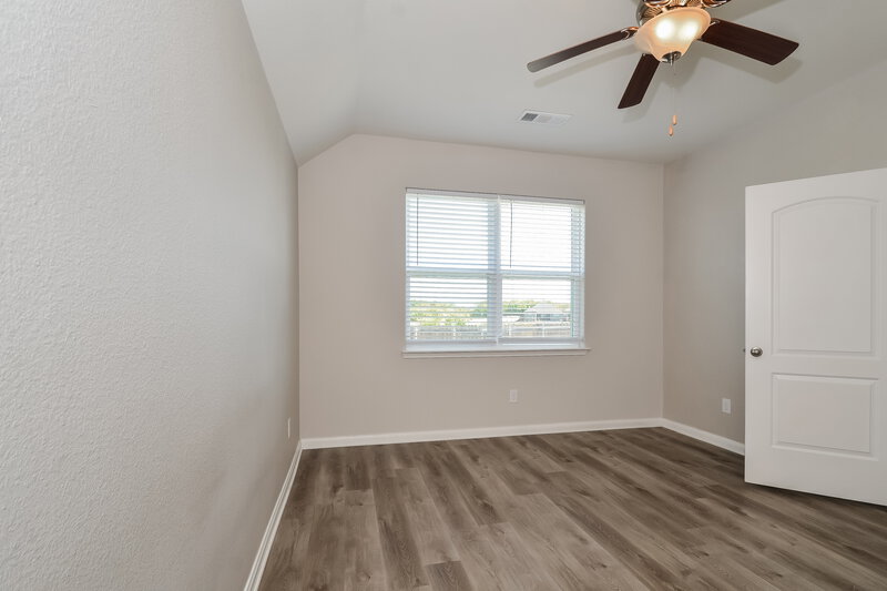 1,975/Mo, 4716 Merchant Trl Denton, TX 76207 Main Bedroom View