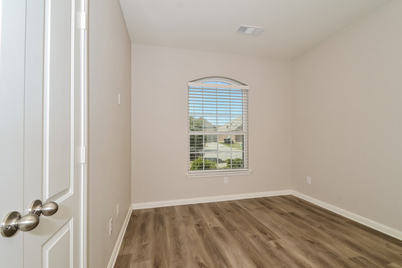1,975/Mo, 4716 Merchant Trl Denton, TX 76207 Bedroom View 2