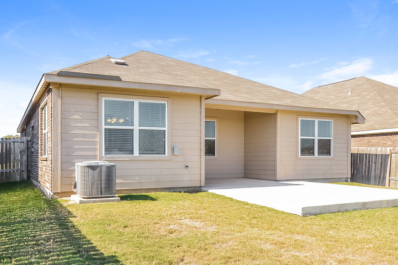 1,975/Mo, 4716 Merchant Trl Denton, TX 76207 Rear View 2