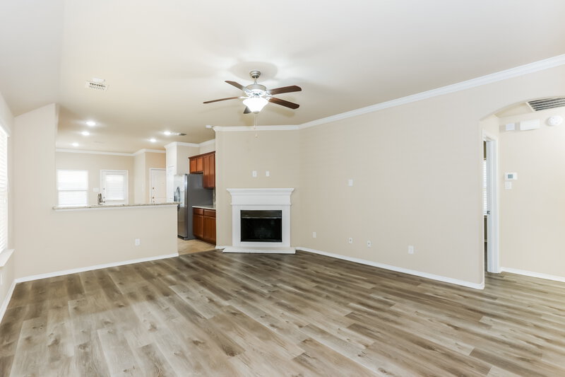1,965/Mo, 517 Wounded Knee Dr Aubrey, TX 76227 Living Room View