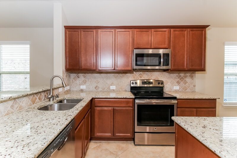 2,025/Mo, 517 Wounded Knee Dr Cross Roads, TX 76227 Kitchen View