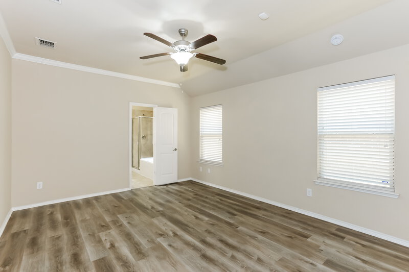 1,965/Mo, 517 Wounded Knee Dr Aubrey, TX 76227 Main Bedroom View