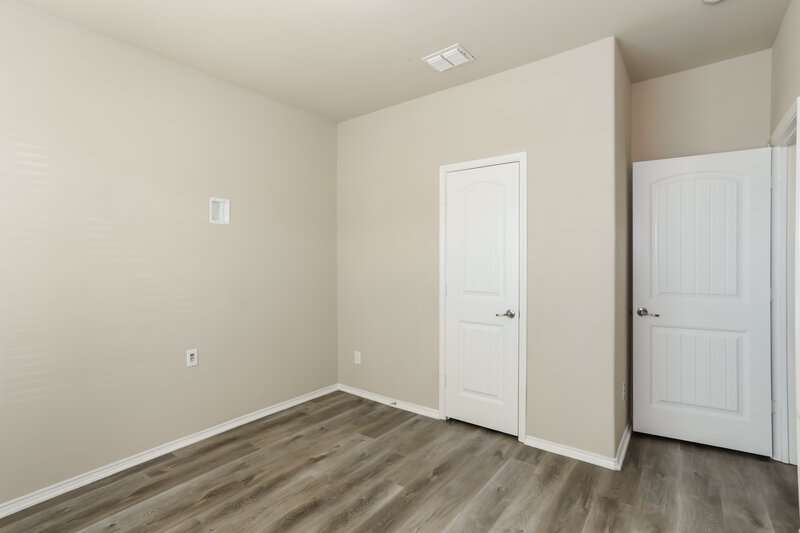 1,965/Mo, 517 Wounded Knee Dr Aubrey, TX 76227 Bedroom View