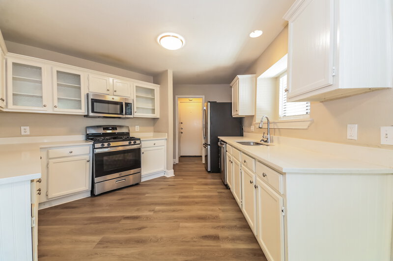 1,955/Mo, 703 Deep Well Dr Allen, TX 75002 Kitchen View