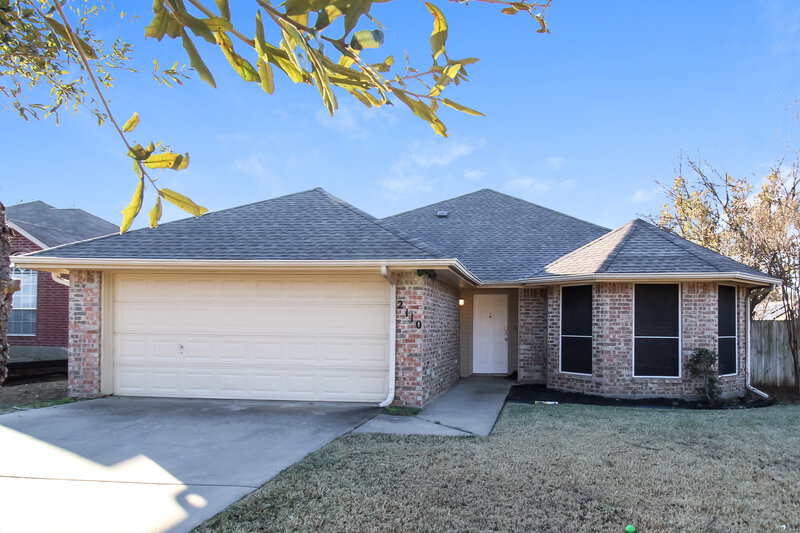 2,165/Mo, 2110 Oak Tree Dr Denton, TX 76209 External View