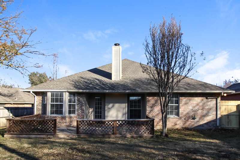 2,165/Mo, 2110 Oak Tree Dr Denton, TX 76209 Rear View