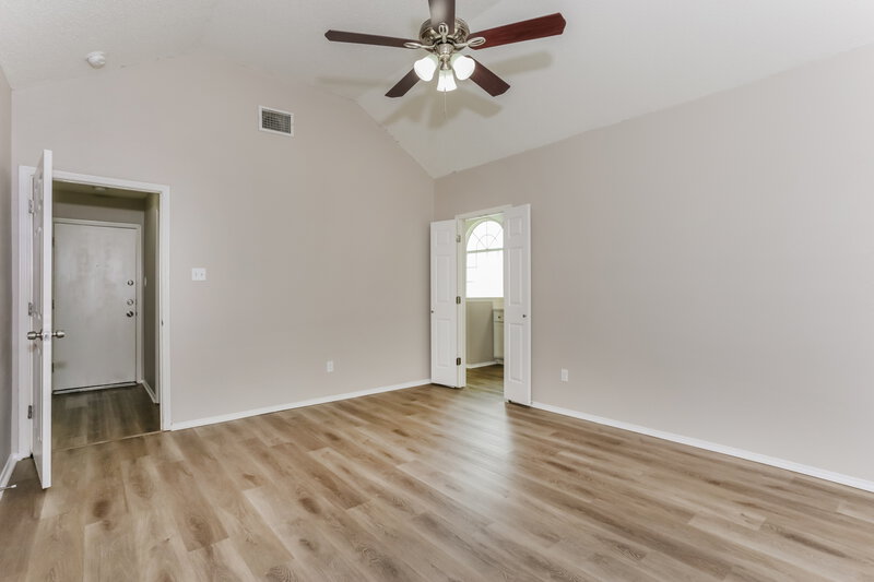 2,390/Mo, 532 Saddle Head Dr Desoto, TX 75115 Main Bedroom View 2