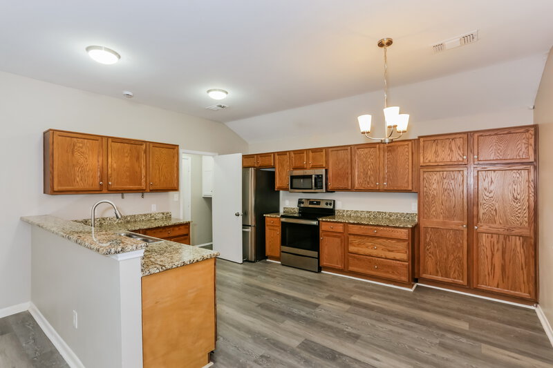 1,815/Mo, 825 Cruise St Denton, TX 76207 Kitchen View