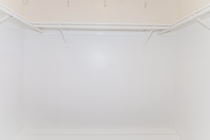 2,250/Mo, 2617 Crystal Falls Dr Mesquite, TX 75181 Walk In Closet View