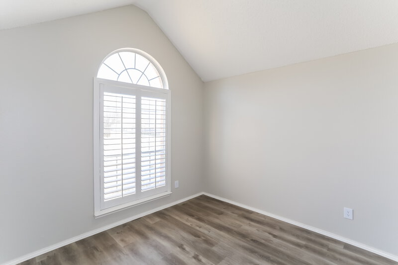 2,250/Mo, 2617 Crystal Falls Dr Mesquite, TX 75181 Bedroom View 3