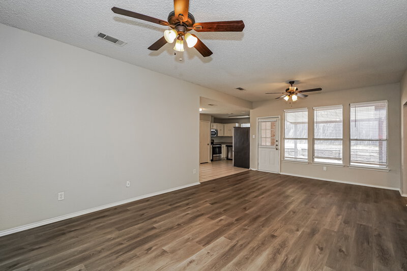 2,095/Mo, 2709 Brea Canyon Rd Fort Worth, TX 76108 Living Room View 2