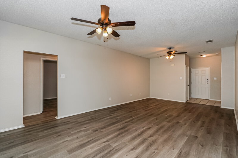 2,095/Mo, 2709 Brea Canyon Rd Fort Worth, TX 76108 Living Room View 3