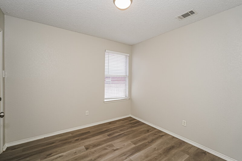 2,095/Mo, 2709 Brea Canyon Rd Fort Worth, TX 76108 Bedroom View 2