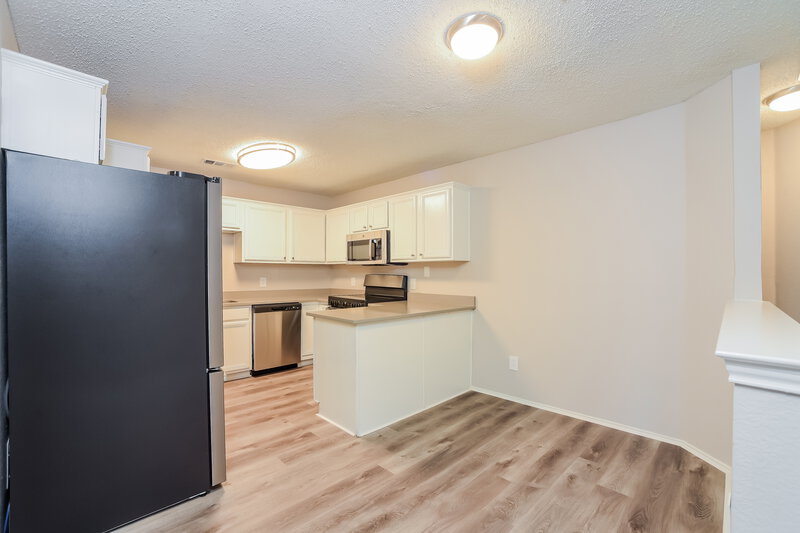 2,310/Mo, 6704 Clear Creek Dr Arlington, TX 76001 Breakfast Nook View