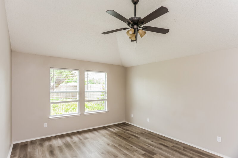 2,060/Mo, 1105 Alexandria Dr Forney, TX 75126 Main Bedroom View