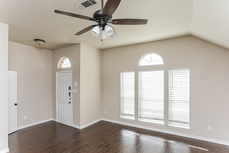 2,310/Mo, 306 Ohara Anna, TX 75409 Living Room View