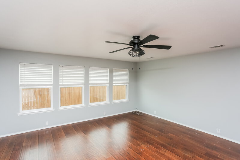 2,255/Mo, 4509 Sheldon Trl Fort Worth, TX 76244 Living Room View 2