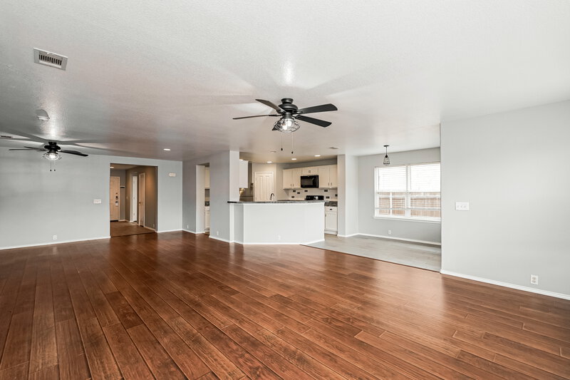 2,120/Mo, 4509 Sheldon Trl Fort Worth, TX 76244 Family Room View 3