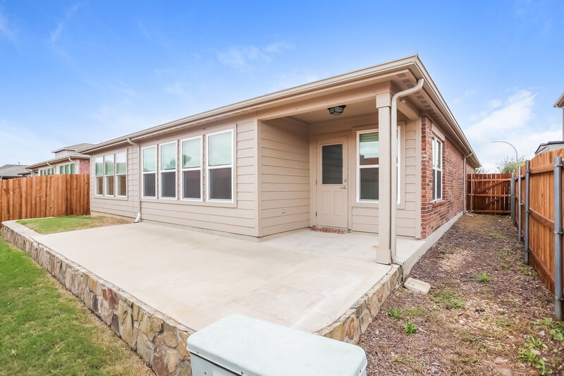 2,255/Mo, 4509 Sheldon Trl Fort Worth, TX 76244 Rear View