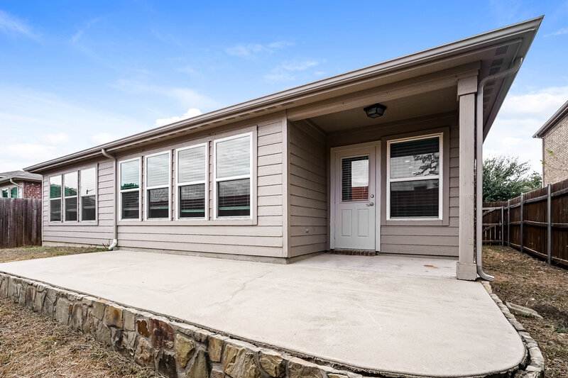 2,120/Mo, 4509 Sheldon Trl Fort Worth, TX 76244 Rear View
