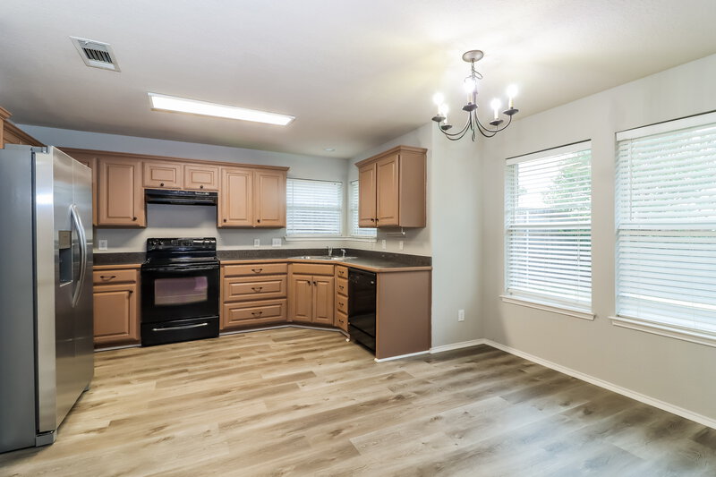 2,195/Mo, 950 Winepress Rd Burleson, TX 76028 Dining Room View