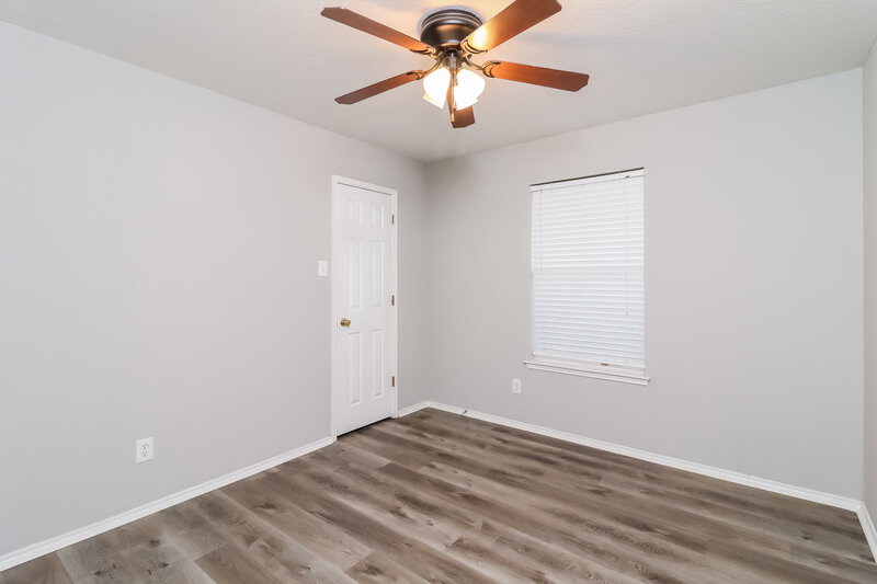 2,195/Mo, 950 Winepress Rd Burleson, TX 76028 Bedroom View 2