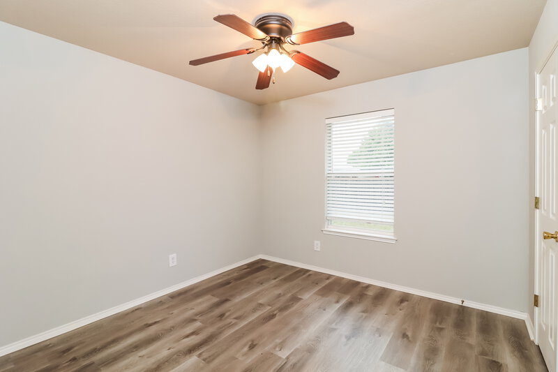 2,195/Mo, 950 Winepress Rd Burleson, TX 76028 Bedroom View 3