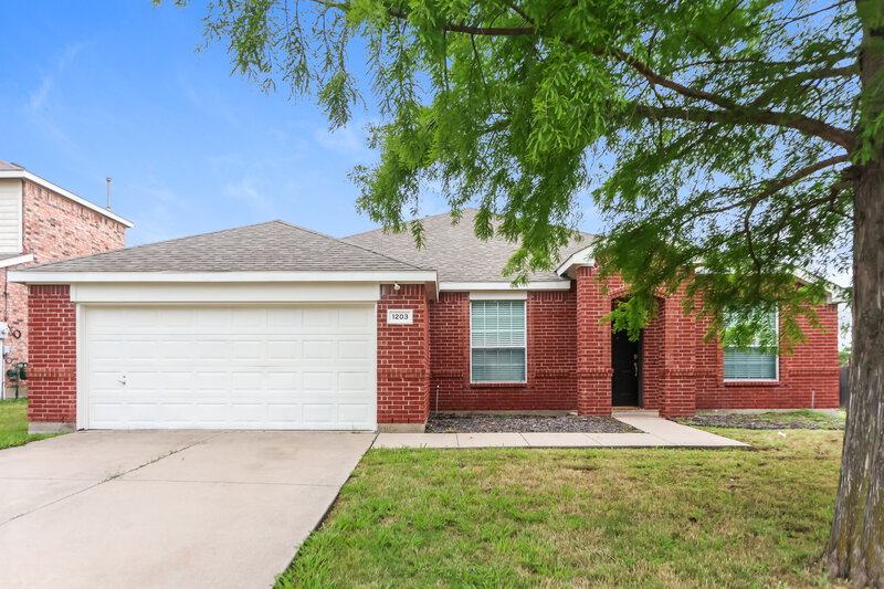 2,250/Mo, 1203 Hampton Dr Forney, TX 75126 External View