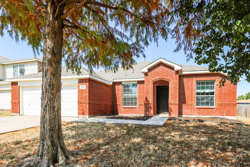 2,135/Mo, 1203 Hampton Dr Forney, TX 75126 Front View