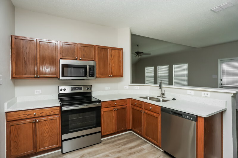 2,250/Mo, 1203 Hampton Dr Forney, TX 75126 Kitchen View