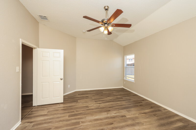 2,135/Mo, 1203 Hampton Dr Forney, TX 75126 Main Bedroom View