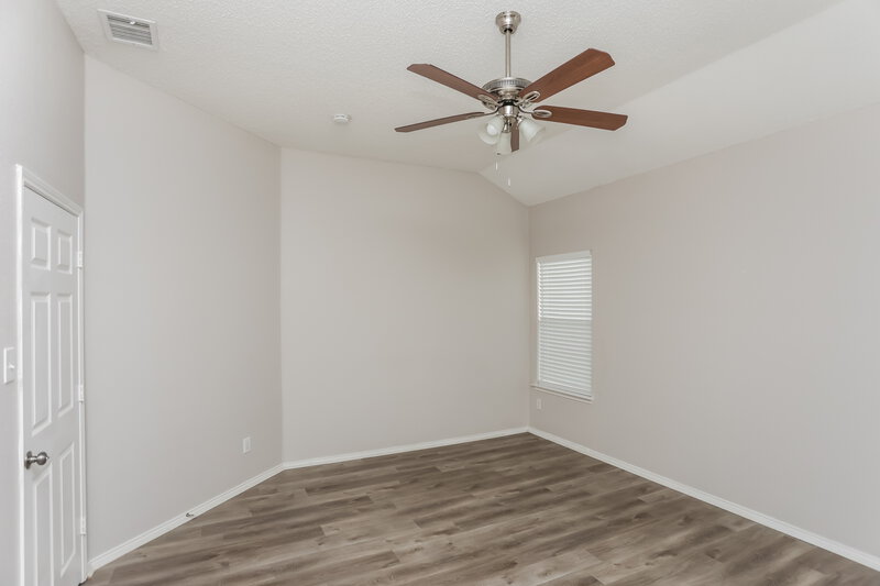 2,250/Mo, 1203 Hampton Dr Forney, TX 75126 Main Bedroom View 2