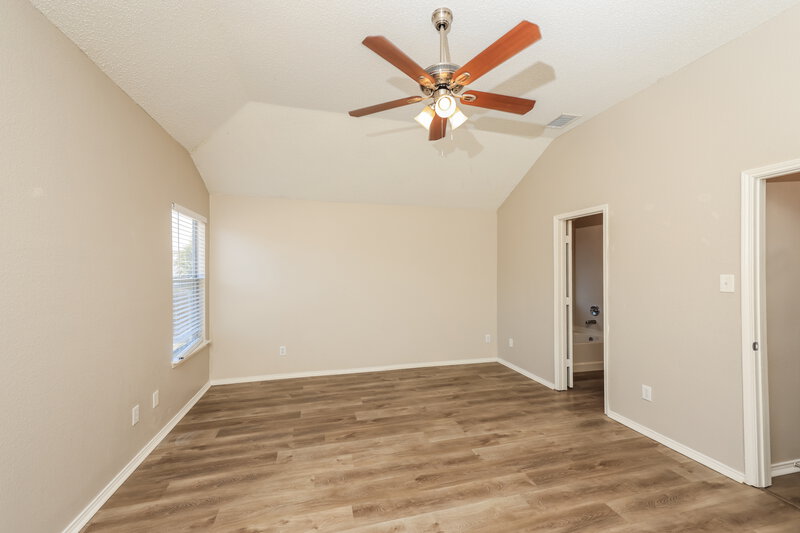 2,135/Mo, 1203 Hampton Dr Forney, TX 75126 Main Bedroom View 2