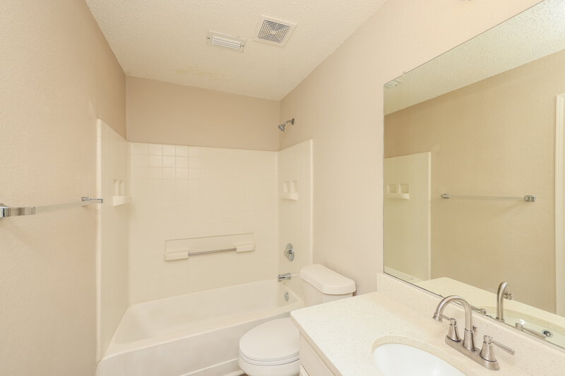 2,135/Mo, 1203 Hampton Dr Forney, TX 75126 Bathroom View