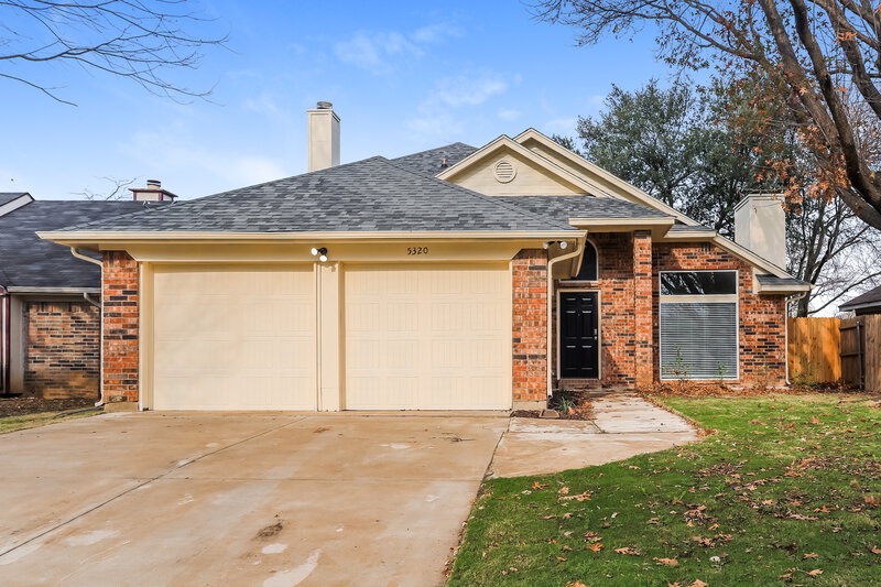 2,250/Mo, 5320 Rowcrop Dr Arlington, TX 76017 External View