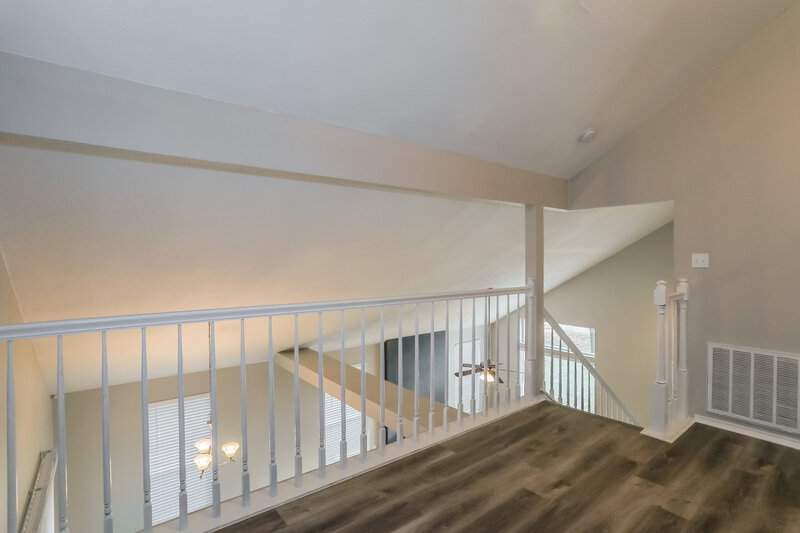 2,250/Mo, 5320 Rowcrop Dr Arlington, TX 76017 Loft View